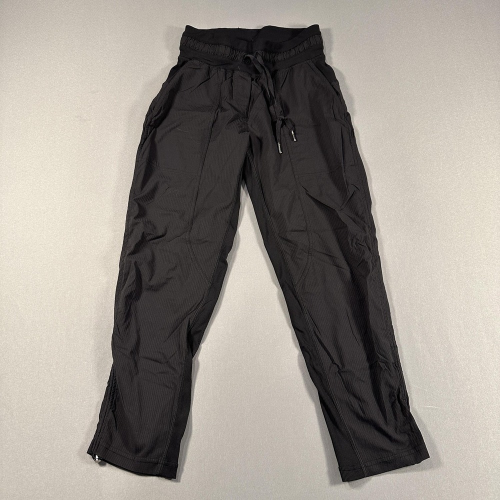 Lululemon Track Pants Womens 2 Black High Rise Lightweight Zip Hem Athletic Gym - Picture 2 of 9